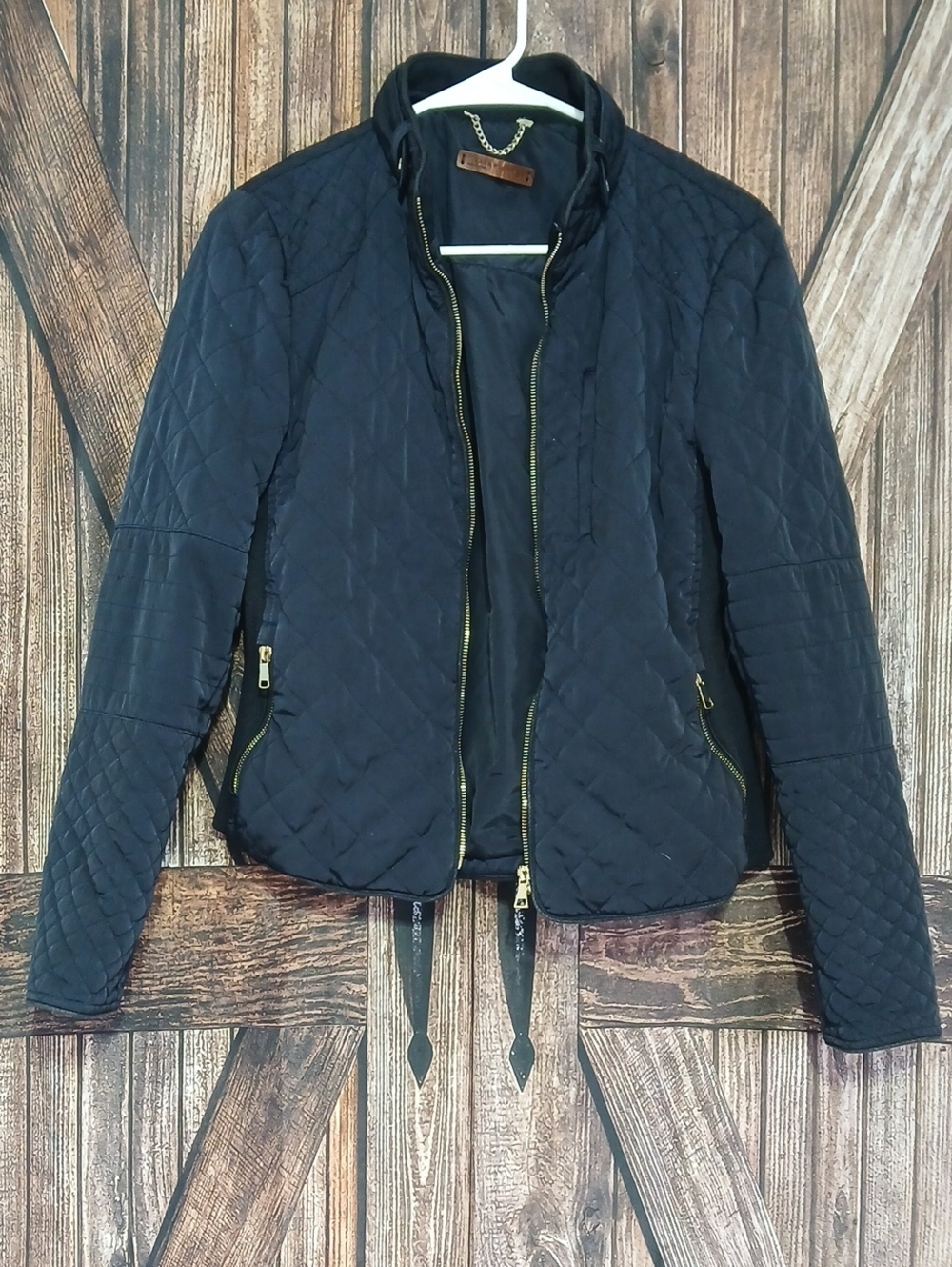 Zara Woman Quilted Black Women's Jacket with Gold Zippers